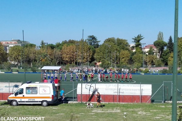 L’ingresso delle squadre in campo