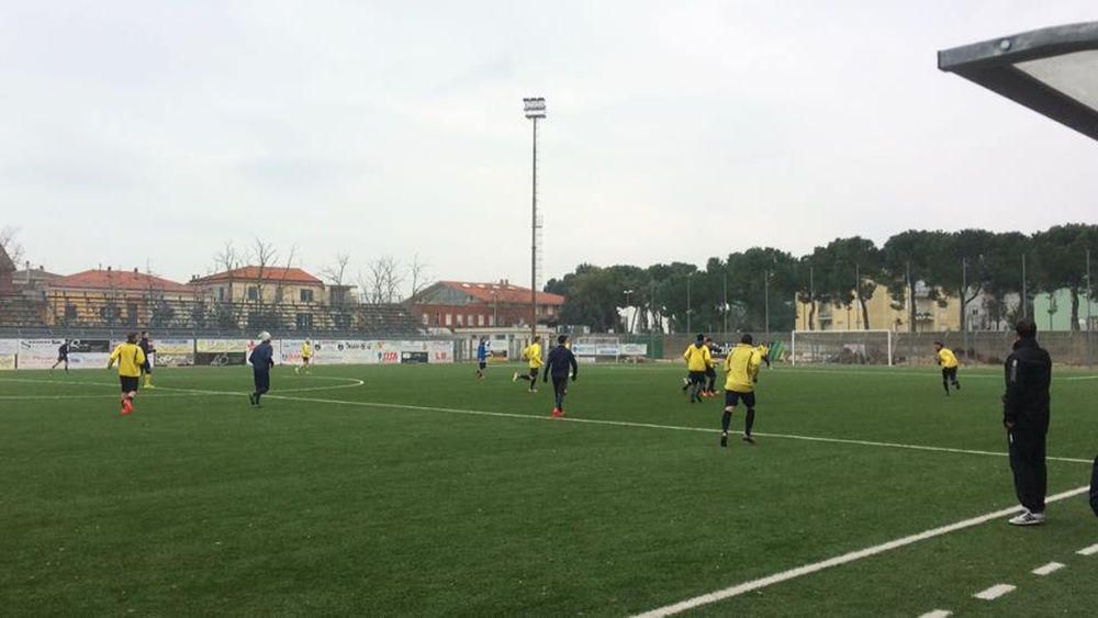 Campionato fermo, solo amichevoli per le squadre del girone B