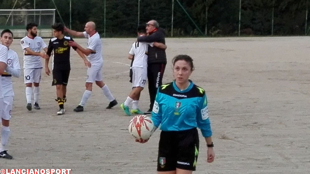 Elena Bomba arbitra Ortona-Marcianese