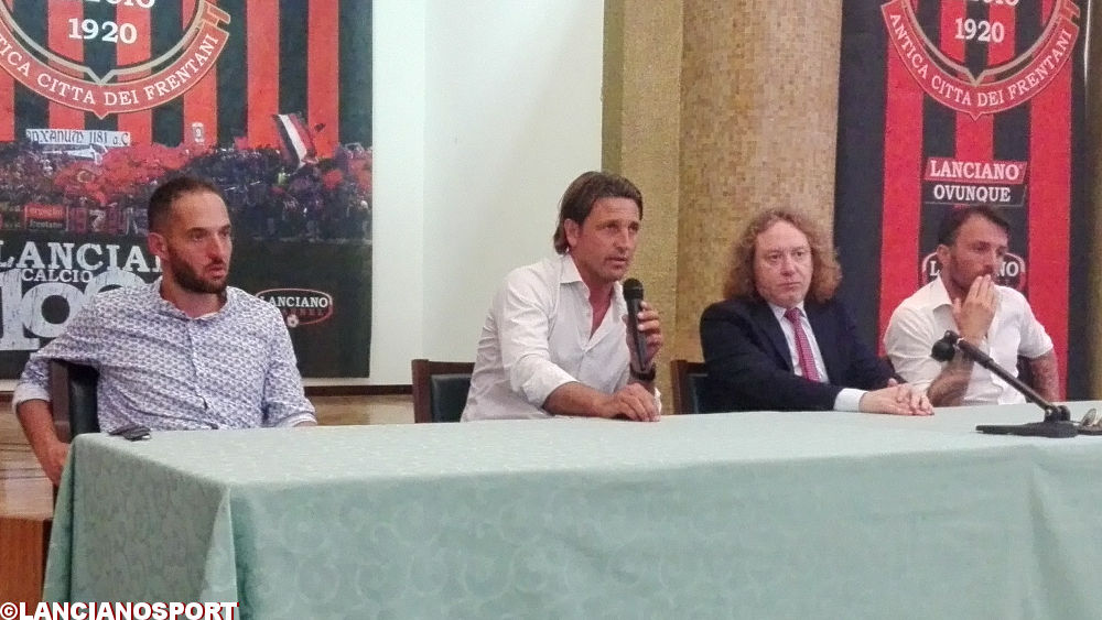 Mister Del Grosso si presenta: «Qui per ridare il sorriso ai tifosi del Lanciano»