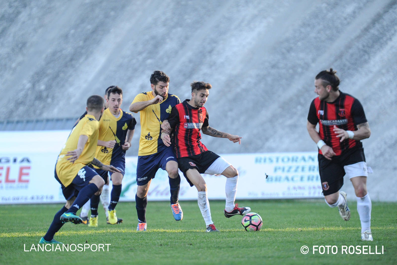 Il derby al Lanciano: Athletic sconfitto con due gol nei finali di tempo