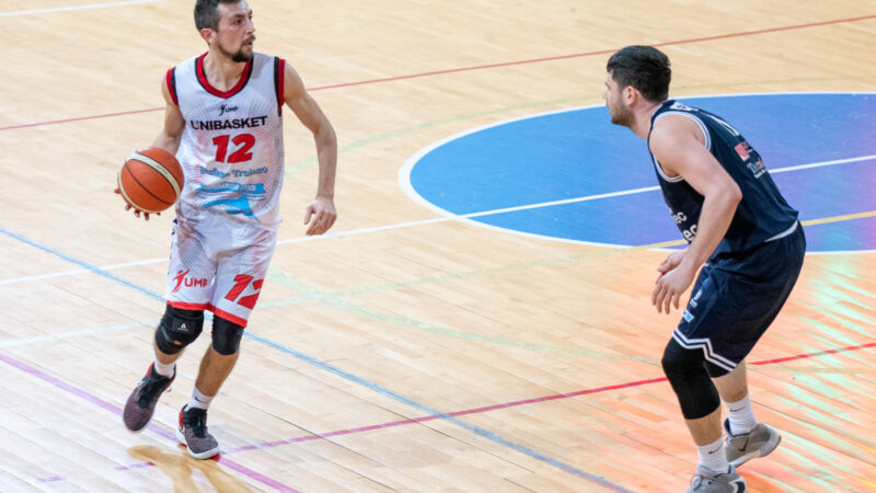 Il play dell’Unibasket Ucci: «A Pesaro pronti a una battaglia»