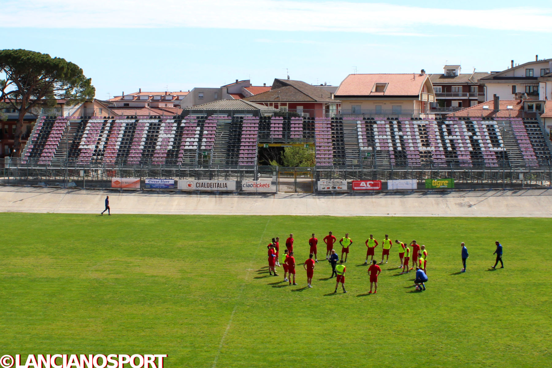 Cinque rossoneri positivi, rinviata Lanciano-Avezzano